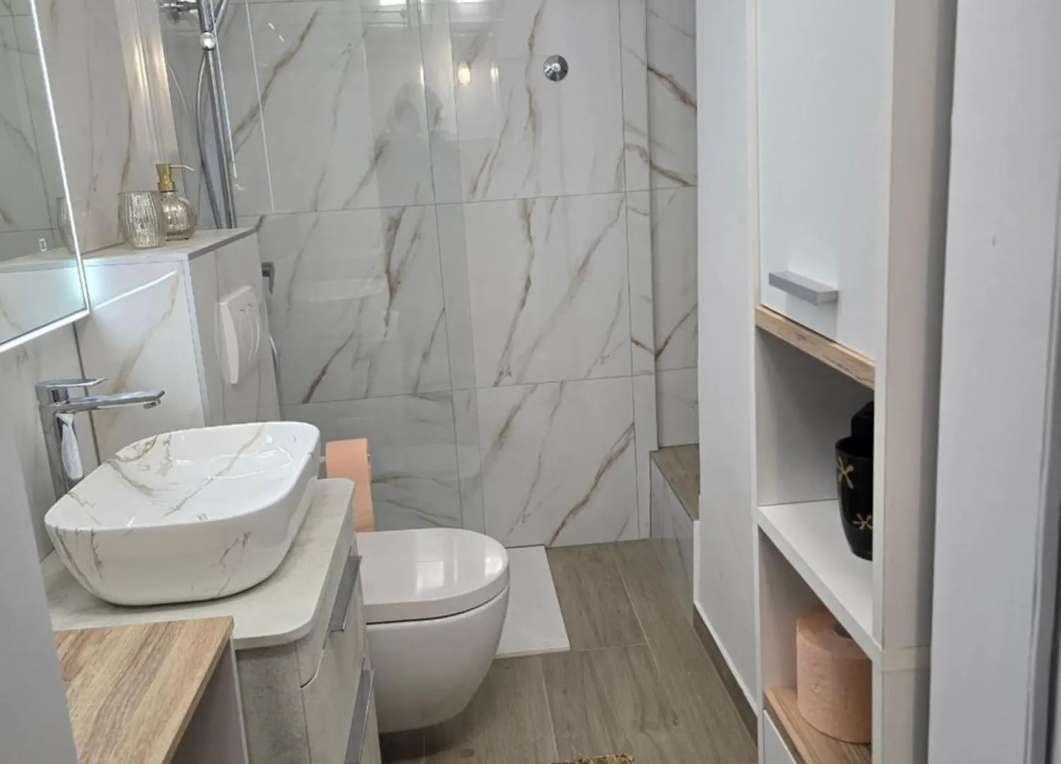 Apartman Gala Kastela